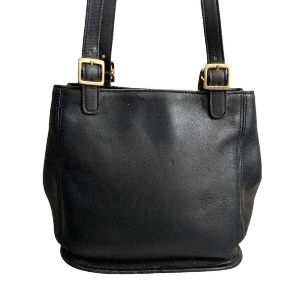 Coach black leather vintage bucket shoulder bag 6008